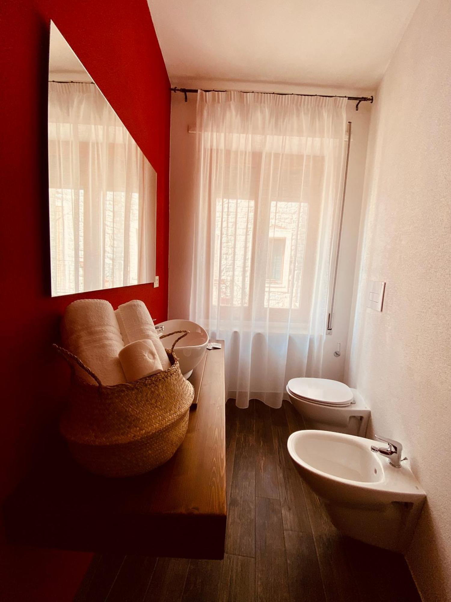 Carrales Guest House Nuoro  Dış mekan fotoğraf