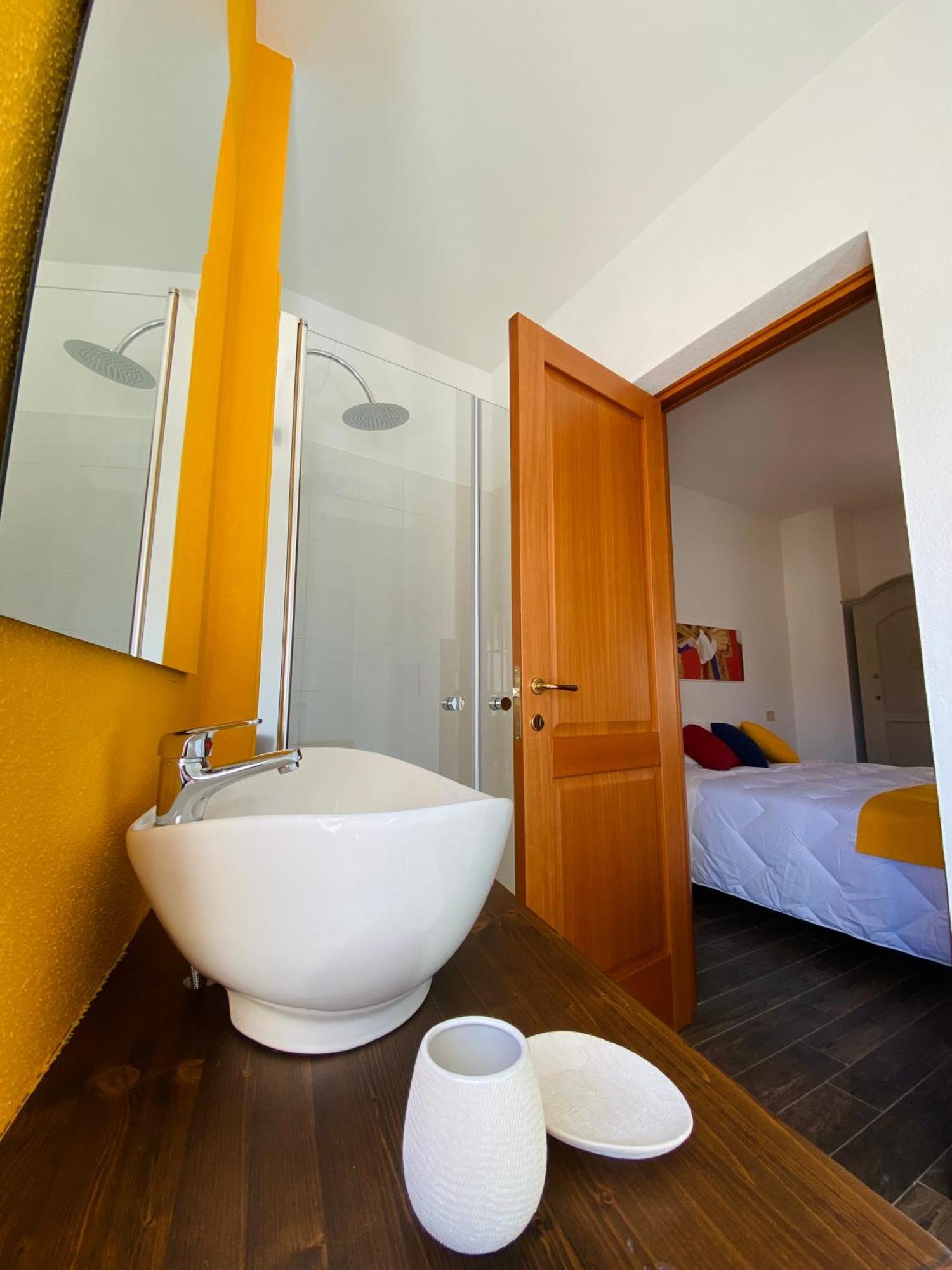 Carrales Guest House Nuoro  Dış mekan fotoğraf
