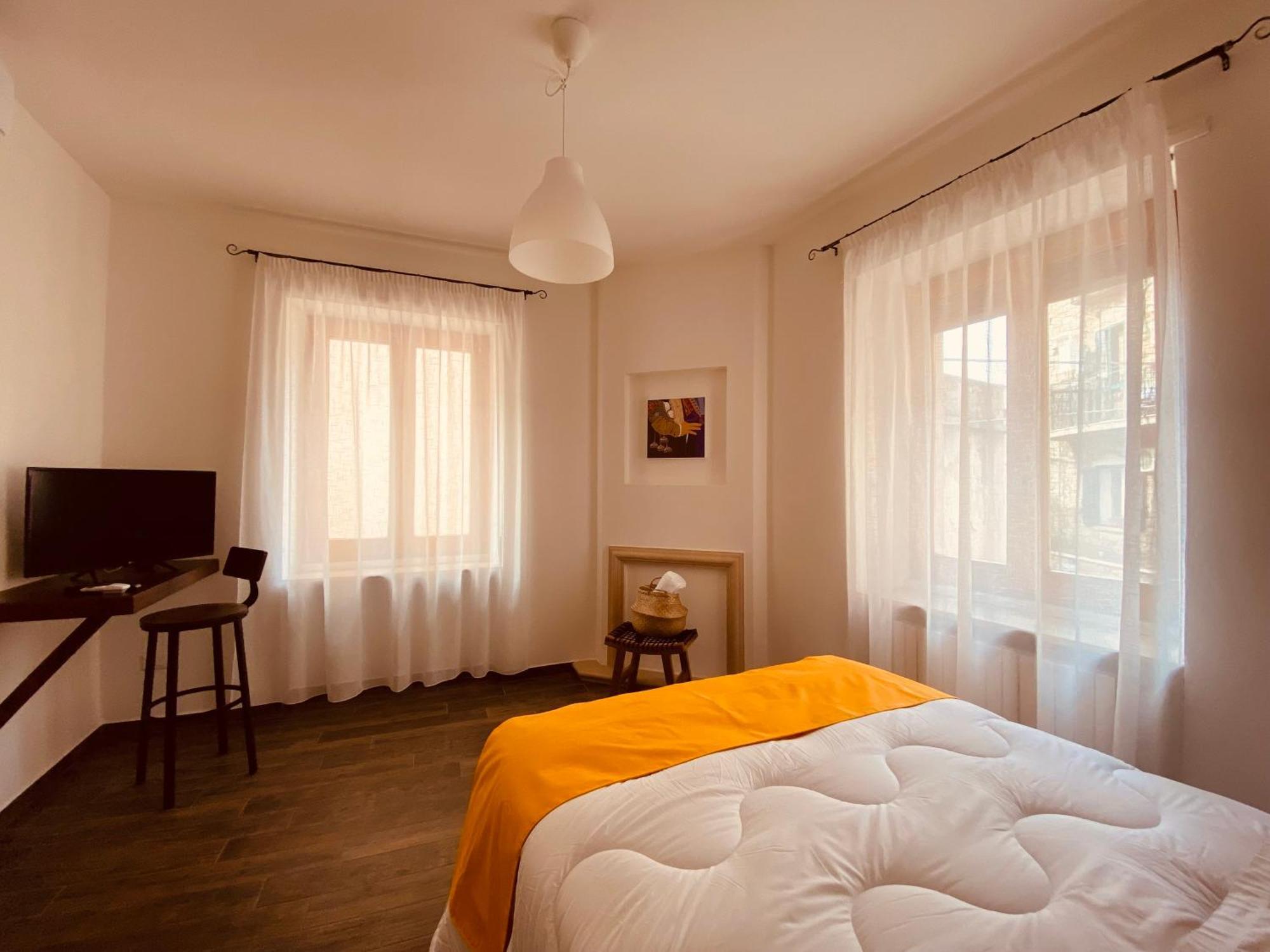 Carrales Guest House Nuoro  Dış mekan fotoğraf