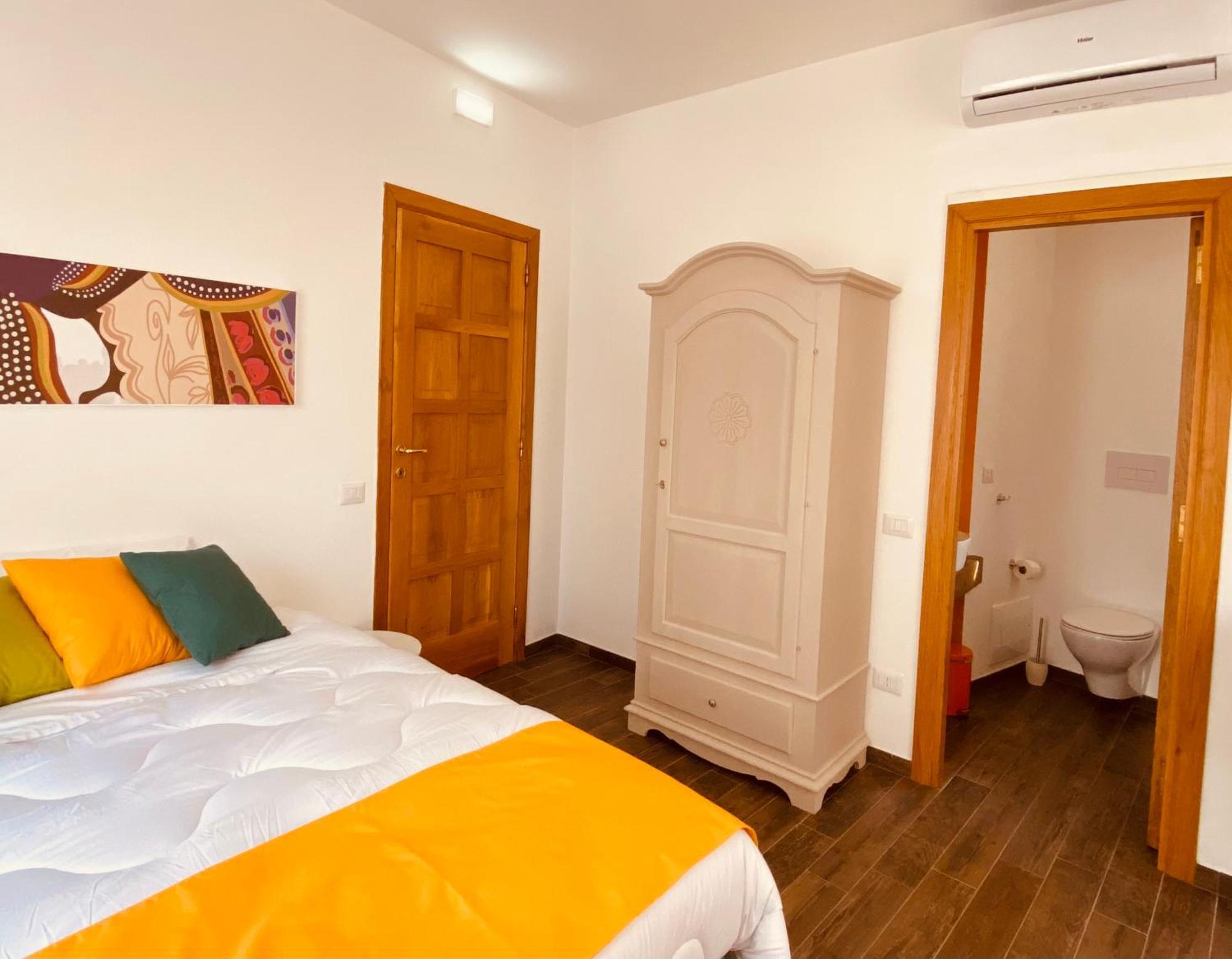 Carrales Guest House Nuoro  Dış mekan fotoğraf