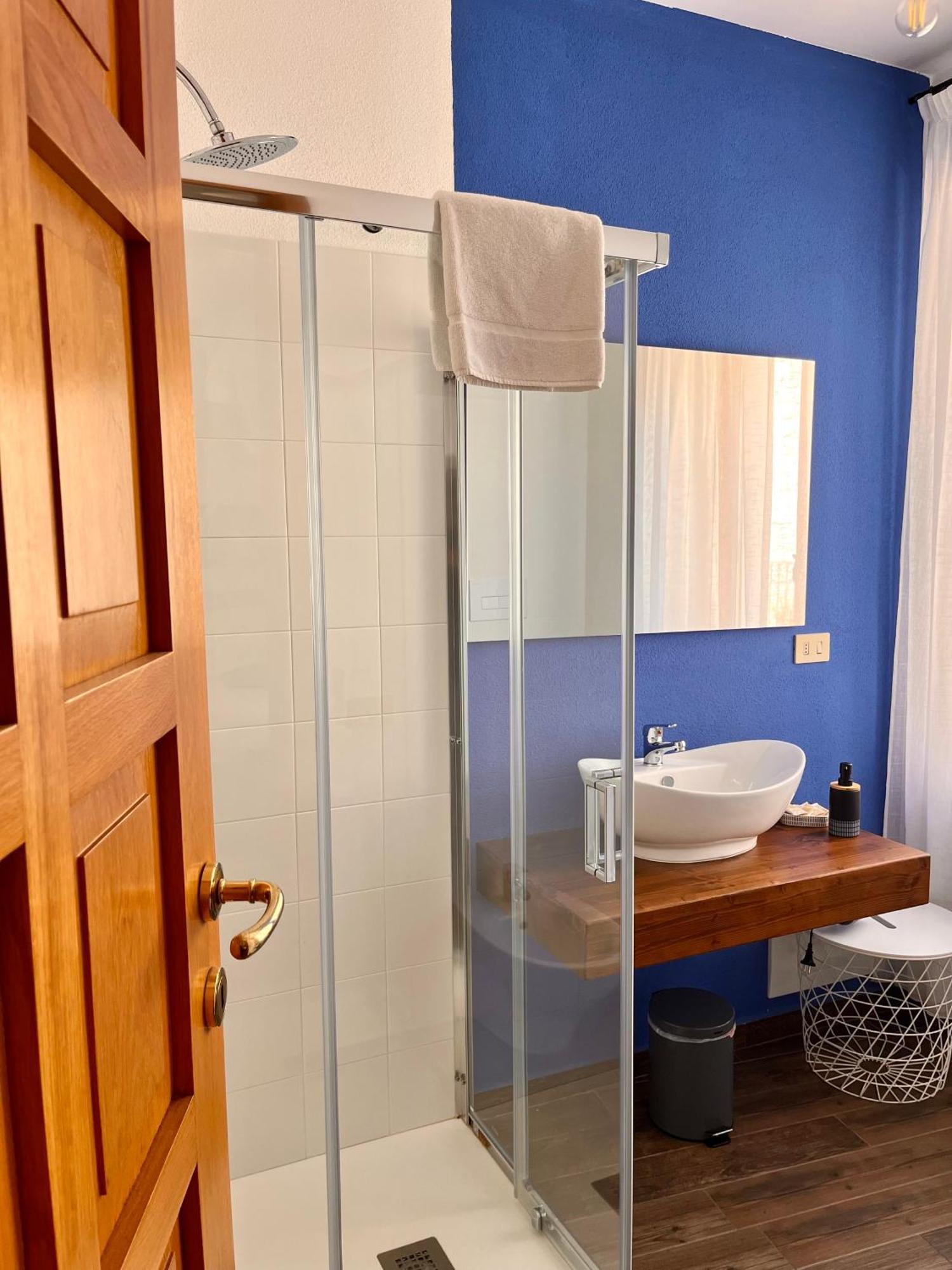 Carrales Guest House Nuoro  Dış mekan fotoğraf